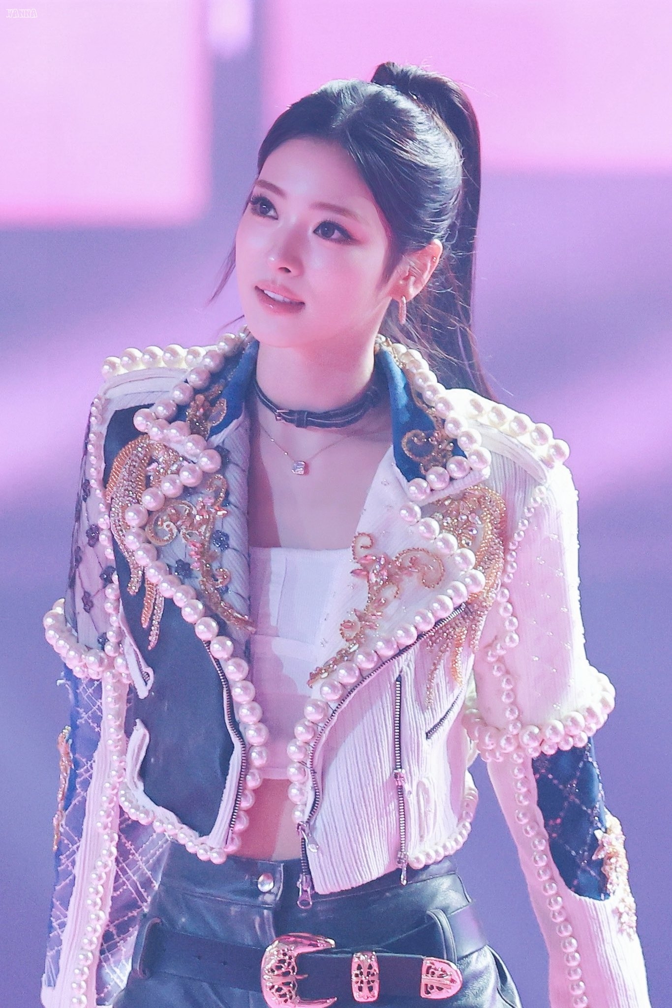 Anna — 251231 Anna at 2025 MBC Gayo Daejejeon HQ Photos | kpopping