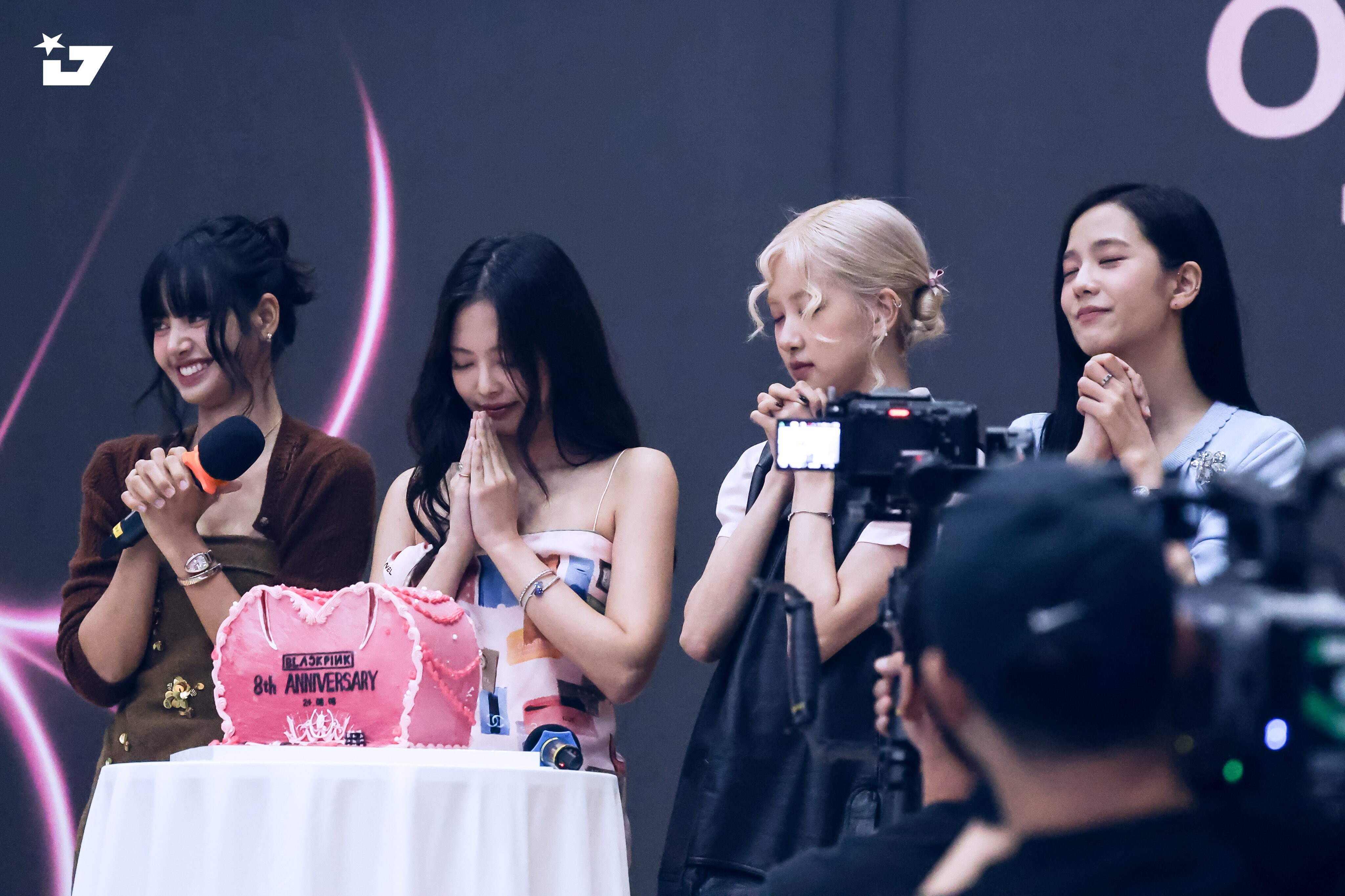 blackpink 新品未開封 ブラックピンク BLACKPINK — 240808 BLACKPINK - 'OUR AREA WITH BLINK' 8th