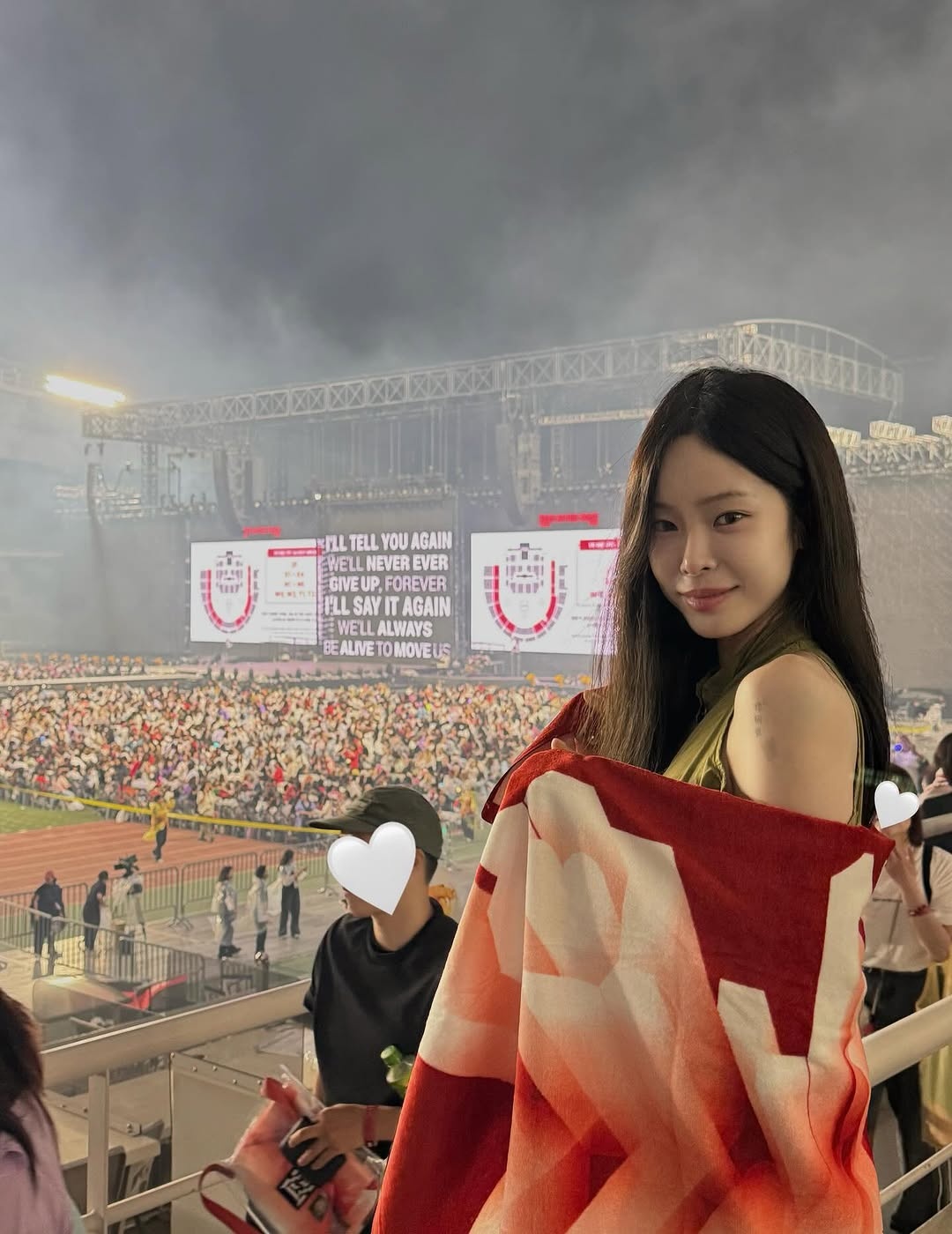 Uhm Junghwa (Refund Sisters) — K-pop Idol Profile | kpopping
