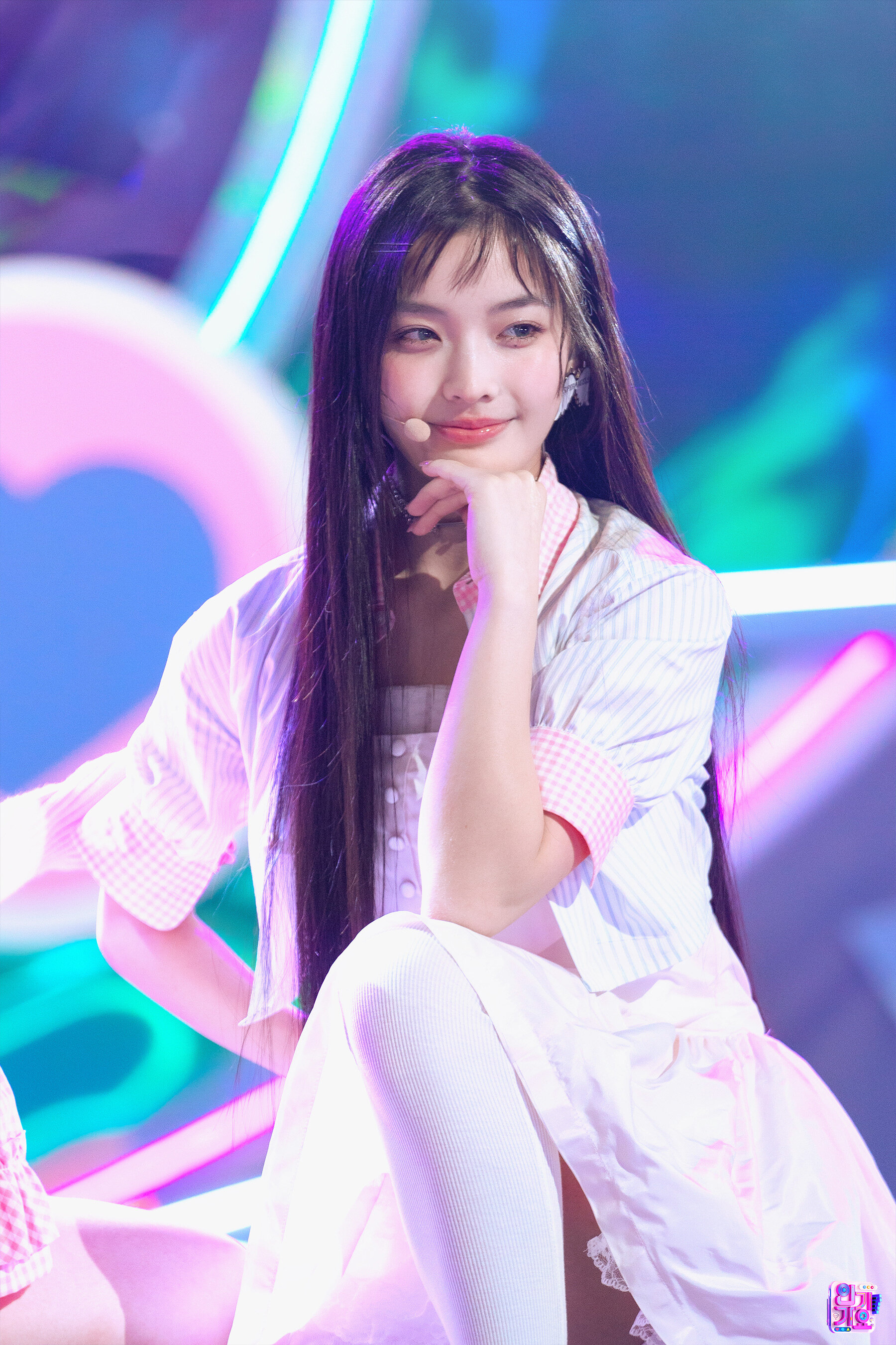 Iroha — 240331 ILLIT Iroha - 'Magnetic' at Inkigayo HQ Photos