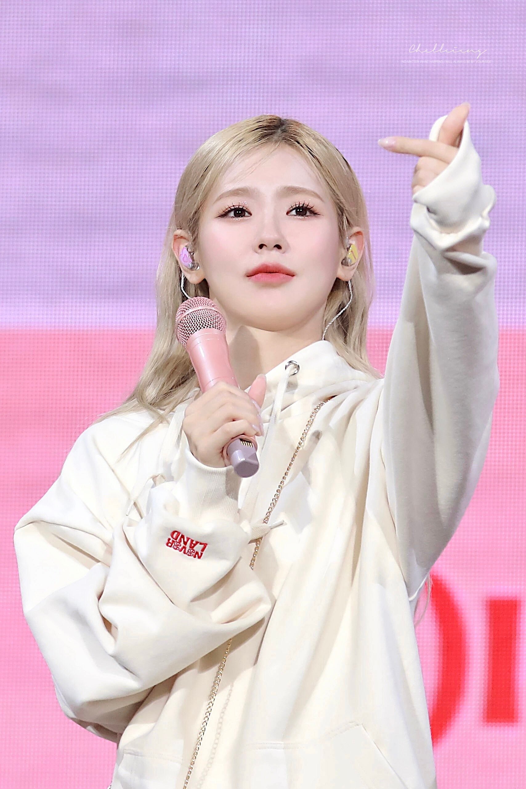 Miyeon — 230129 (G)I-DLE Miyeon HQ Photos | kpopping