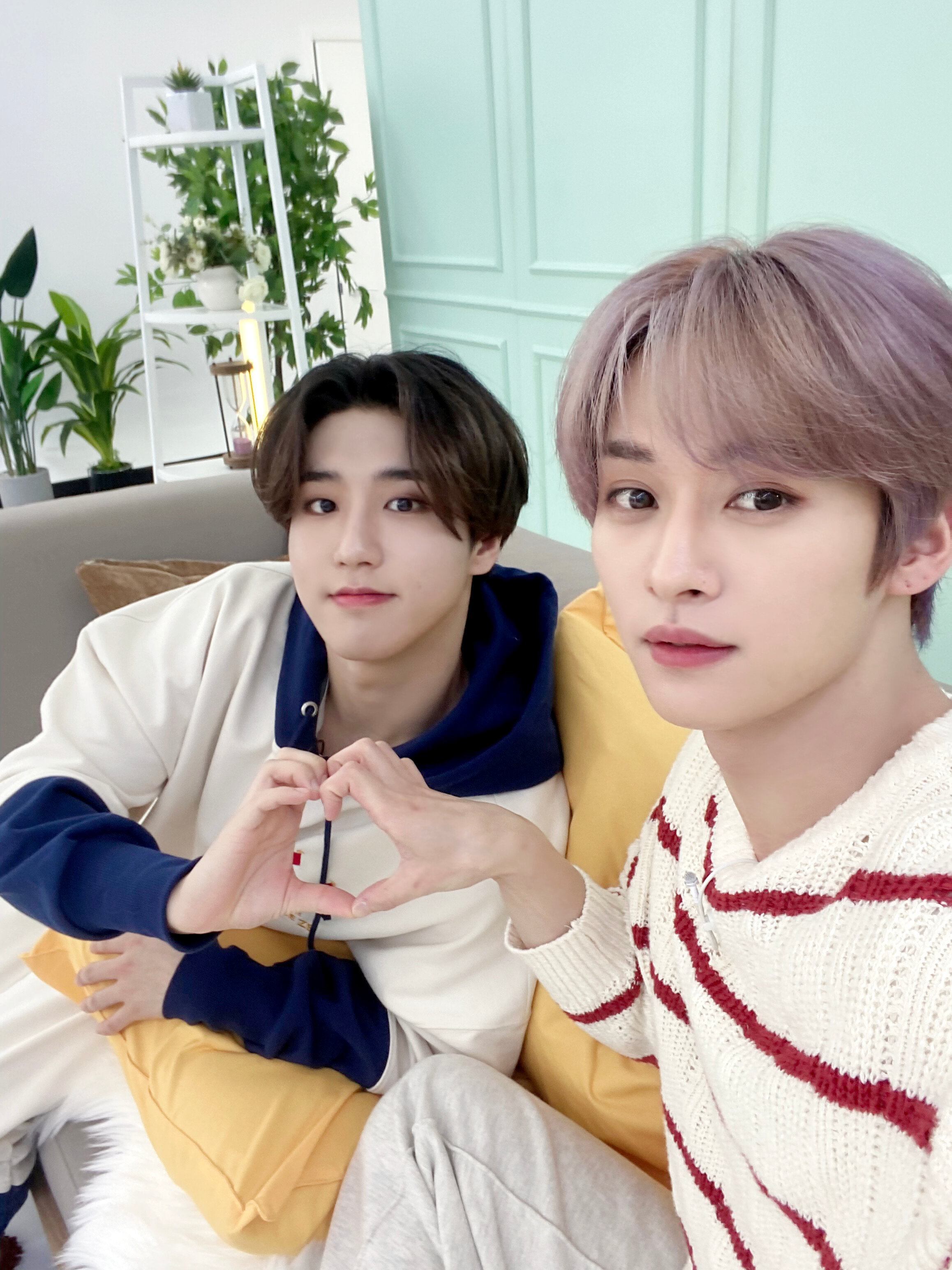 Lee Know — 220509 Stray Kids Twitter Update - Han and Lee Know HQ