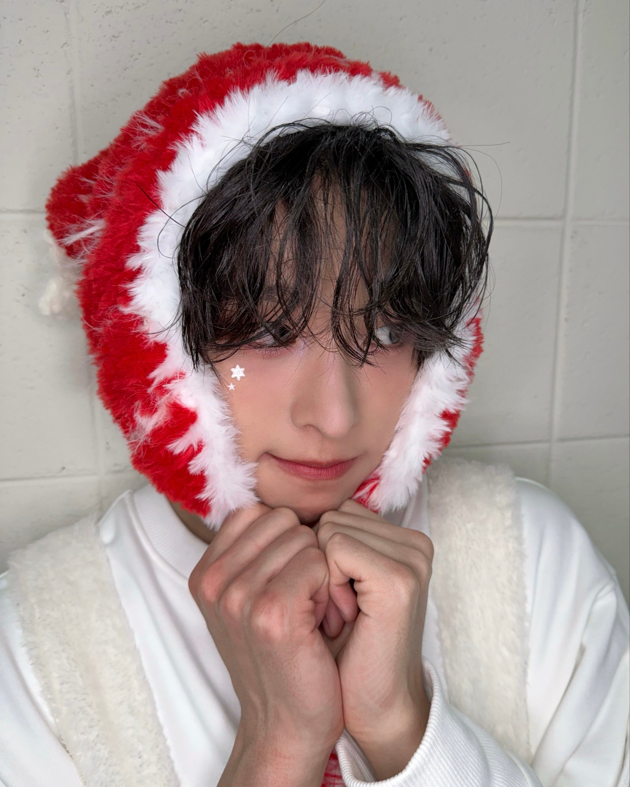 Riku — 251225 NCT WISH SNS Update with Riku HQ Photos | kpopping