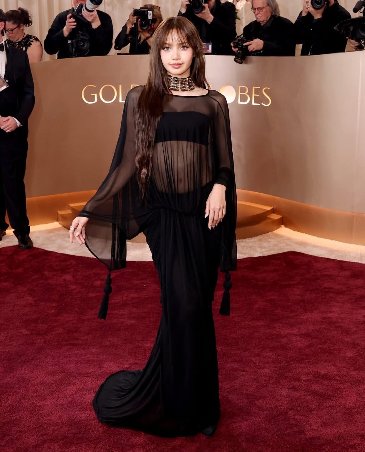 Lisa — 260111 Lisa at 2026 Golden Globes Awards HQ Photos | kpopping