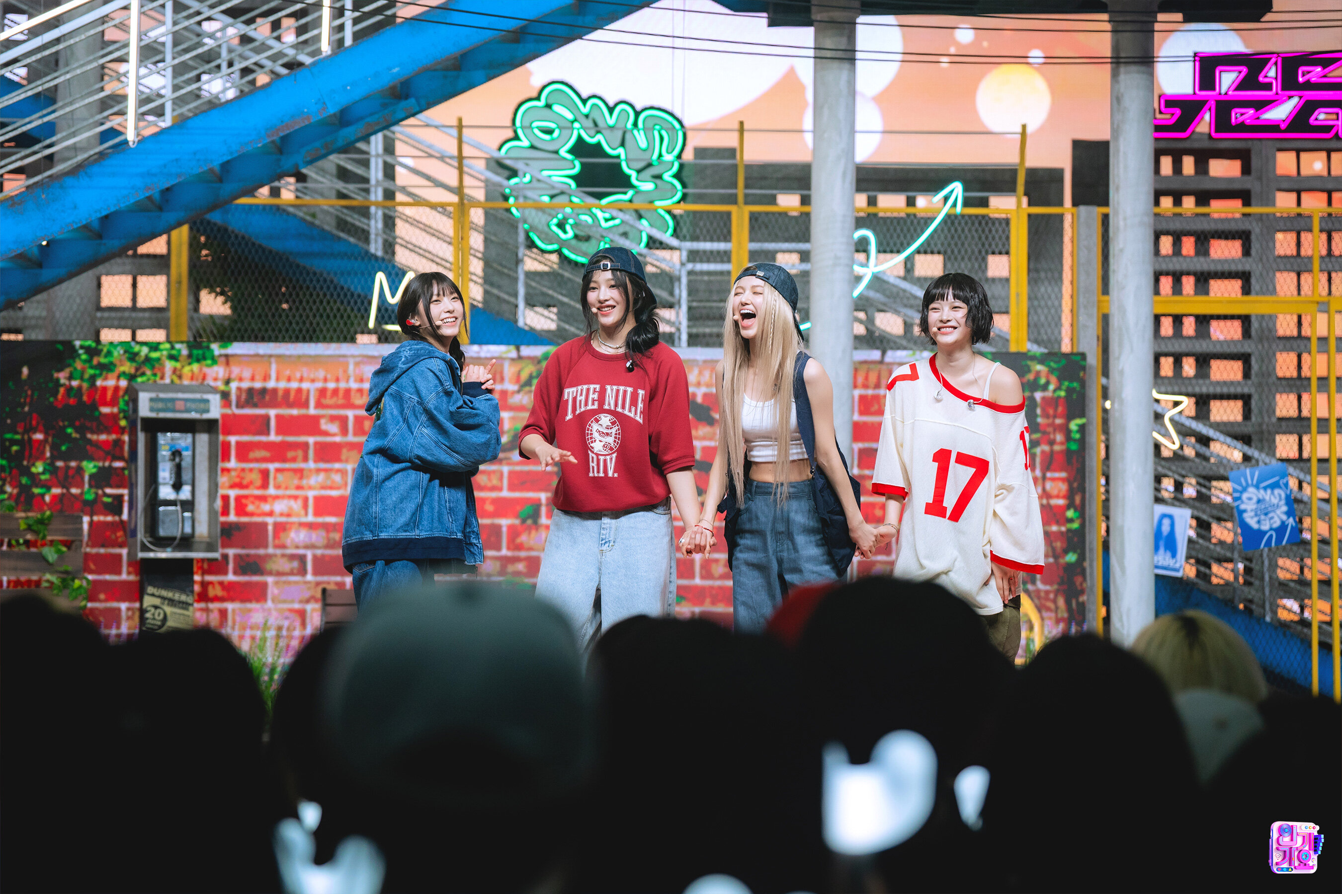 NewJeans — 240526 NewJeans - 'How Sweet' & 'Bubble Gum' at