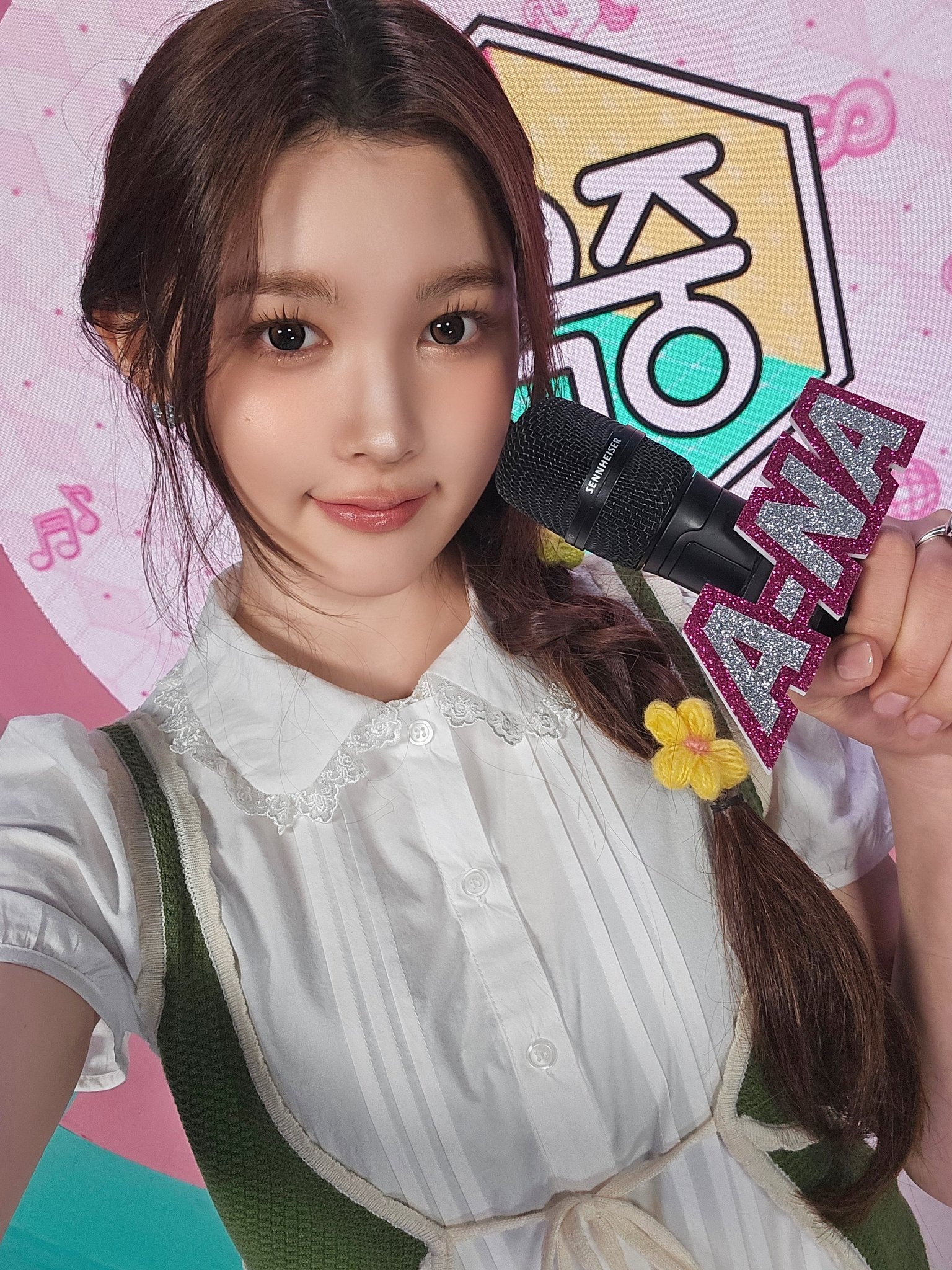 A-na — 250405 HEARTS2HEARTS X UPDATE | A-NA HQ Photos | kpopping
