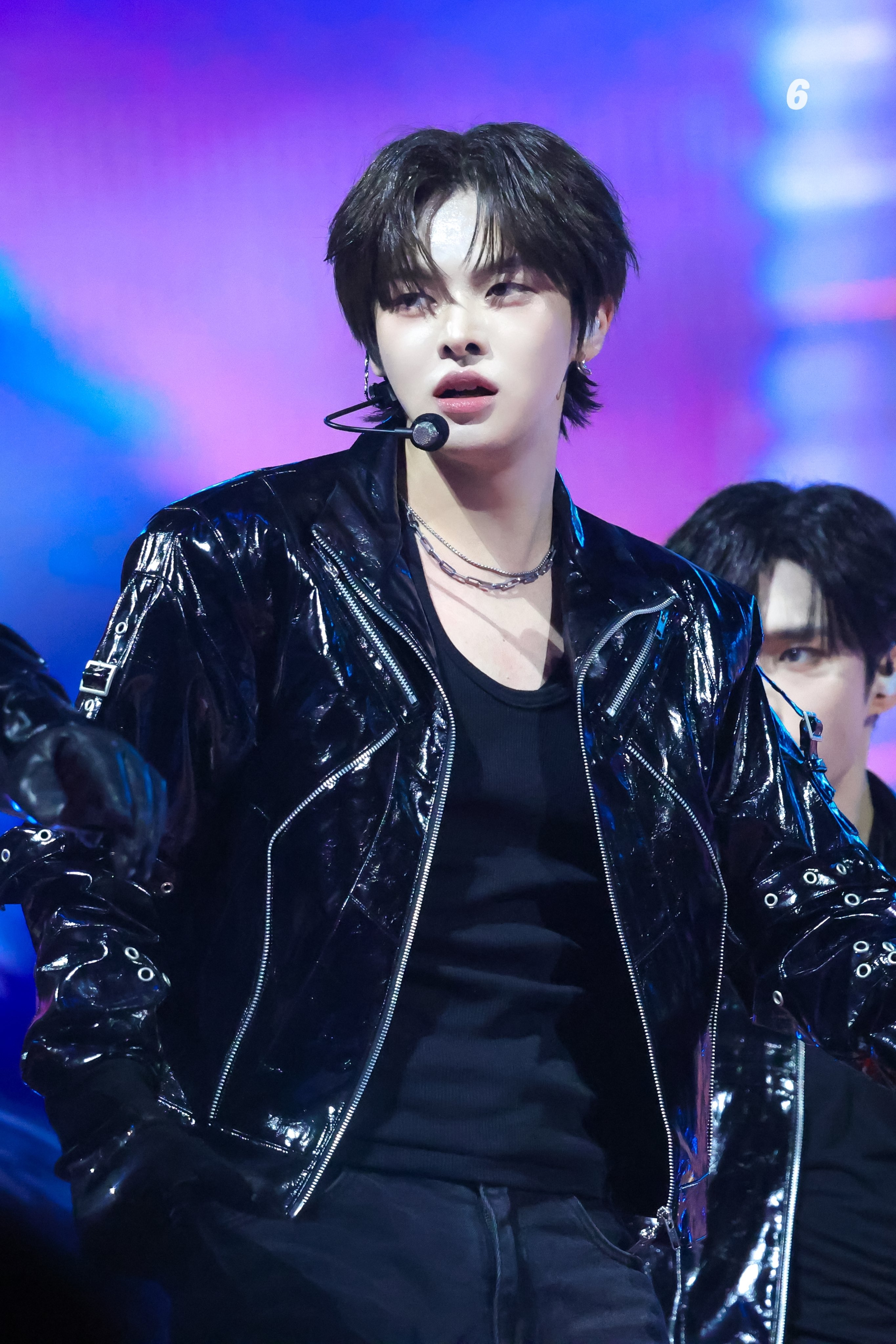 Leo (ALPHA DRIVE ONE) — K-pop Idol Profile | kpopping