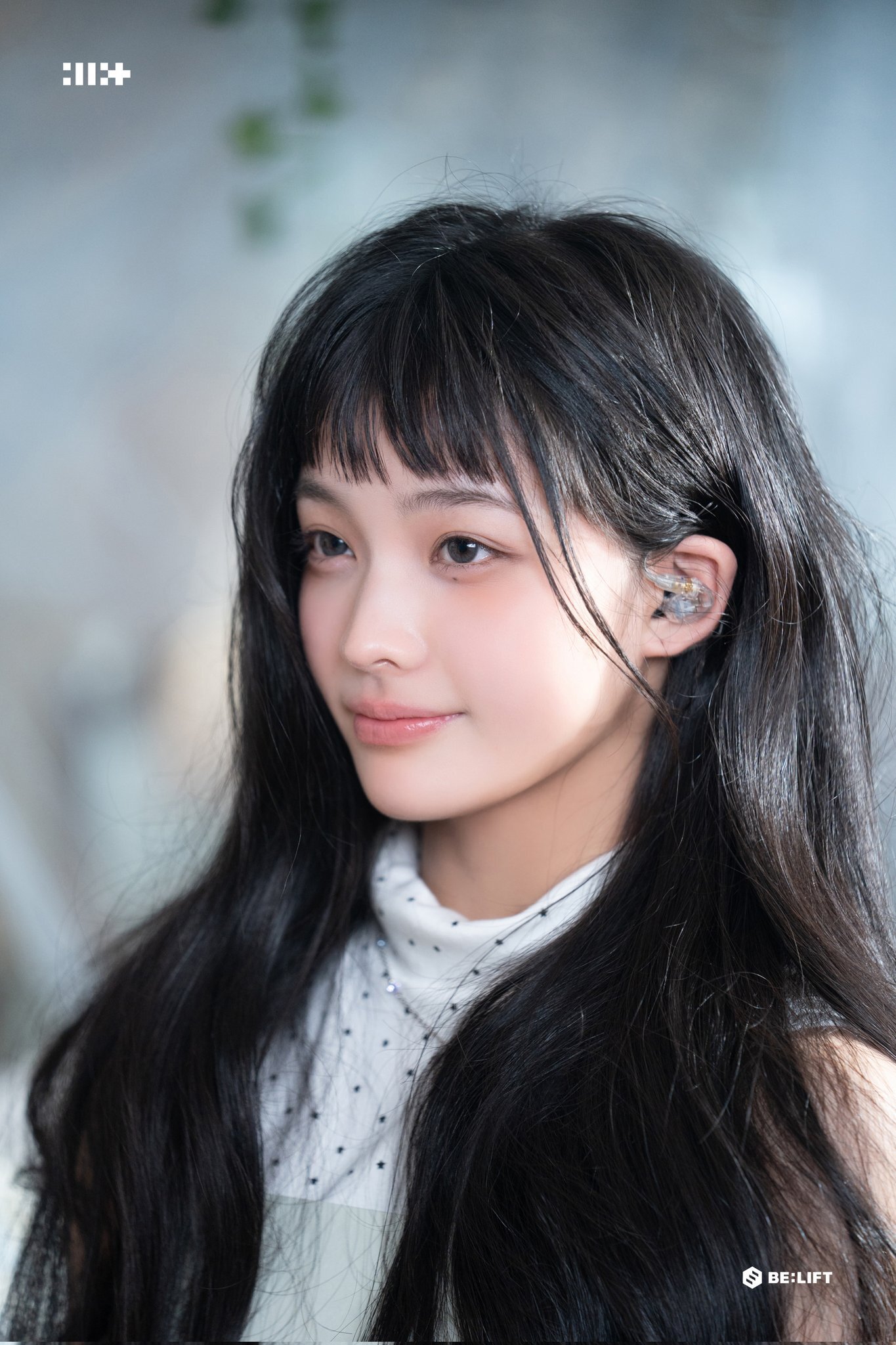 Iroha — 240504 Iroha - Weverse DEBUT SHOW [ILLIT : I'LL (SHOW) IT