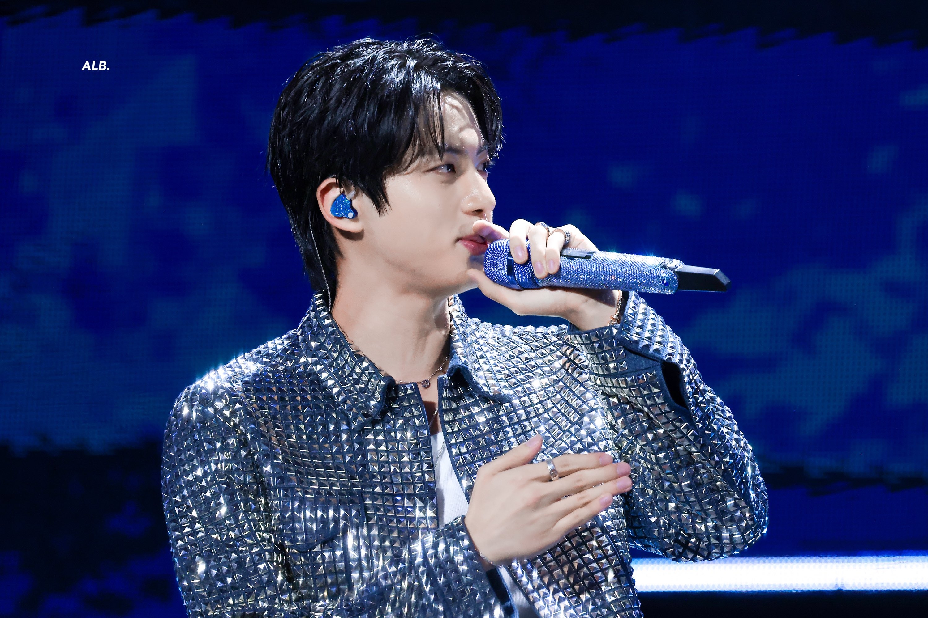 Jin — 251031 Jin at World Tour ' RunSeokJin Ep. Tour' in Seoul HQ