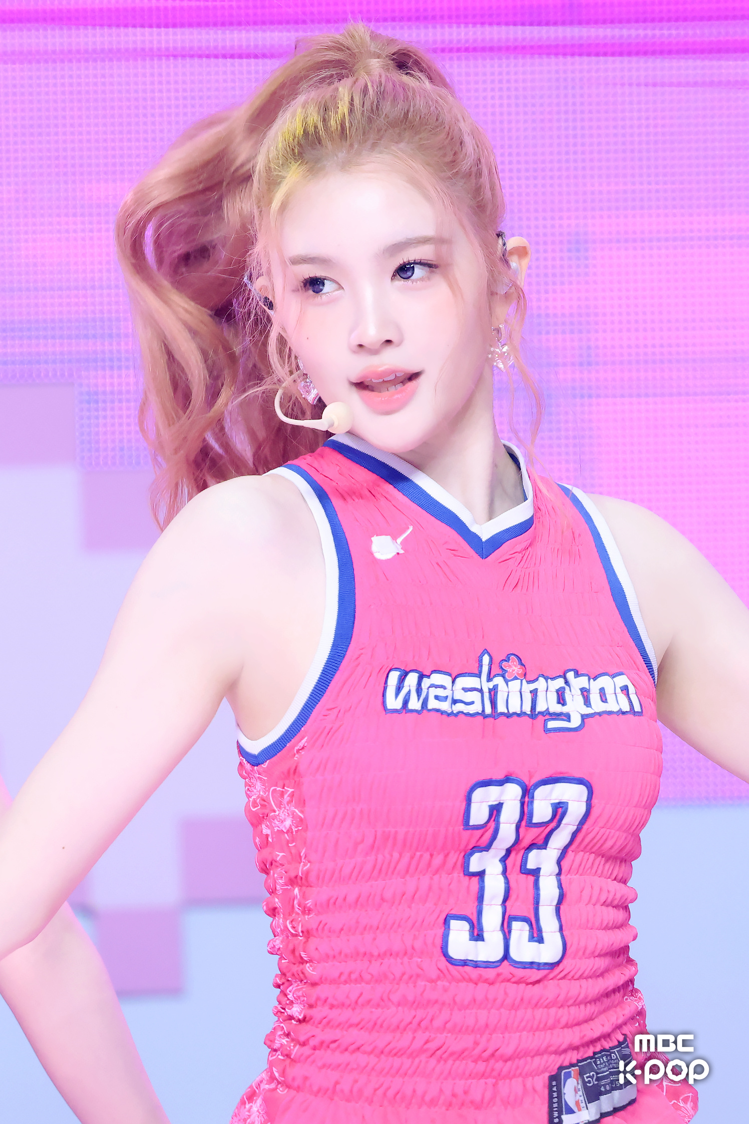 A-na — 250621 Hearts2Hearts STYLE On-site Photo | A-NA HQ Photos