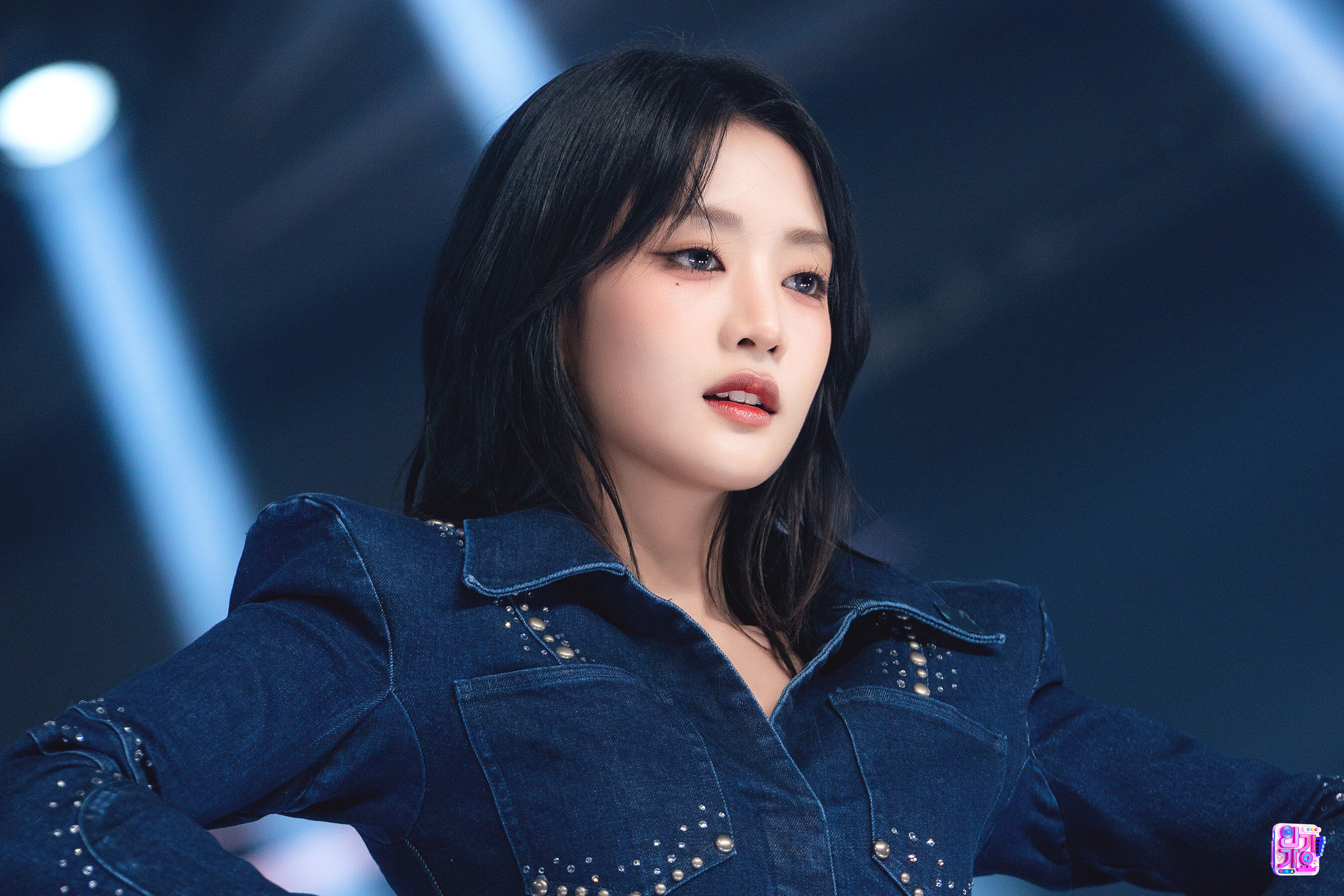 Minnie — 240204 (G)I-DLE Minnie - 'Super Lady' at Inkigayo HQ