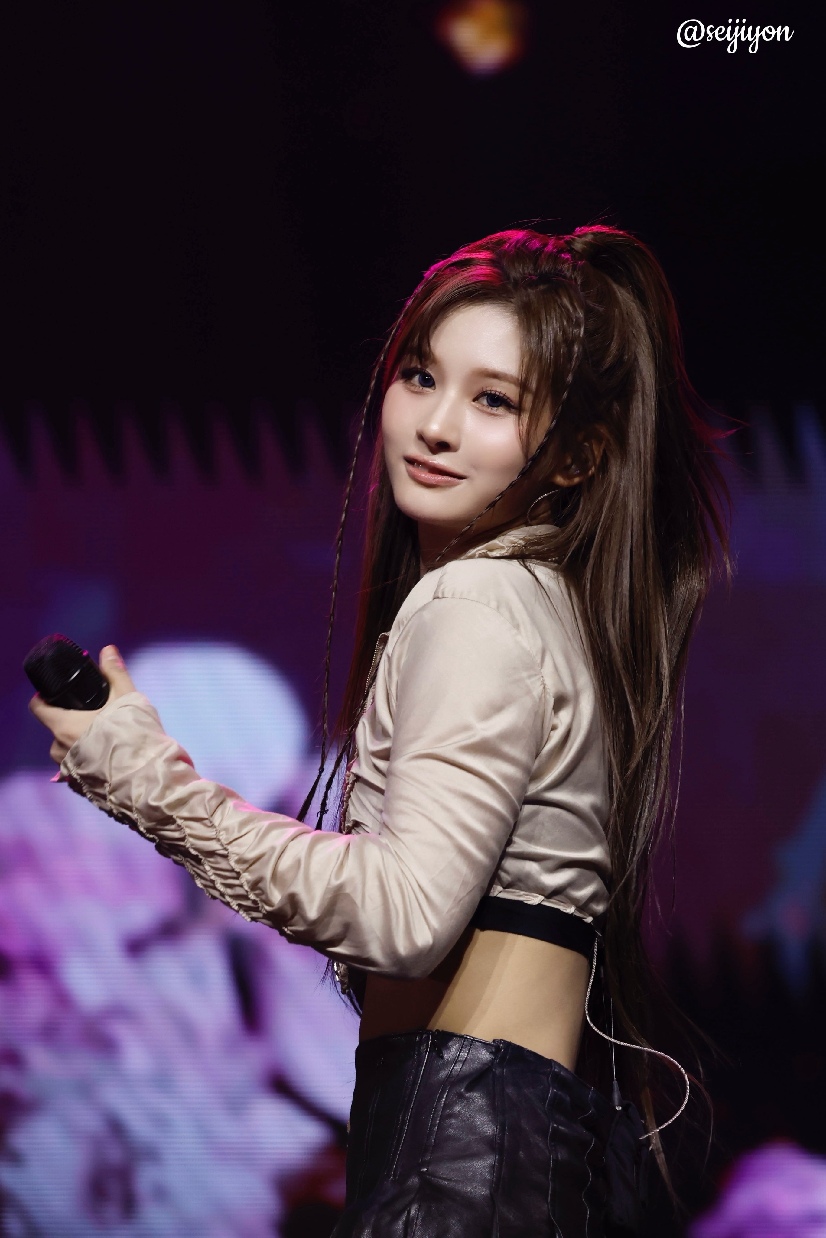 Sullyoon — 250831 Sullyoon at K-Wave Super Concert HQ Photos