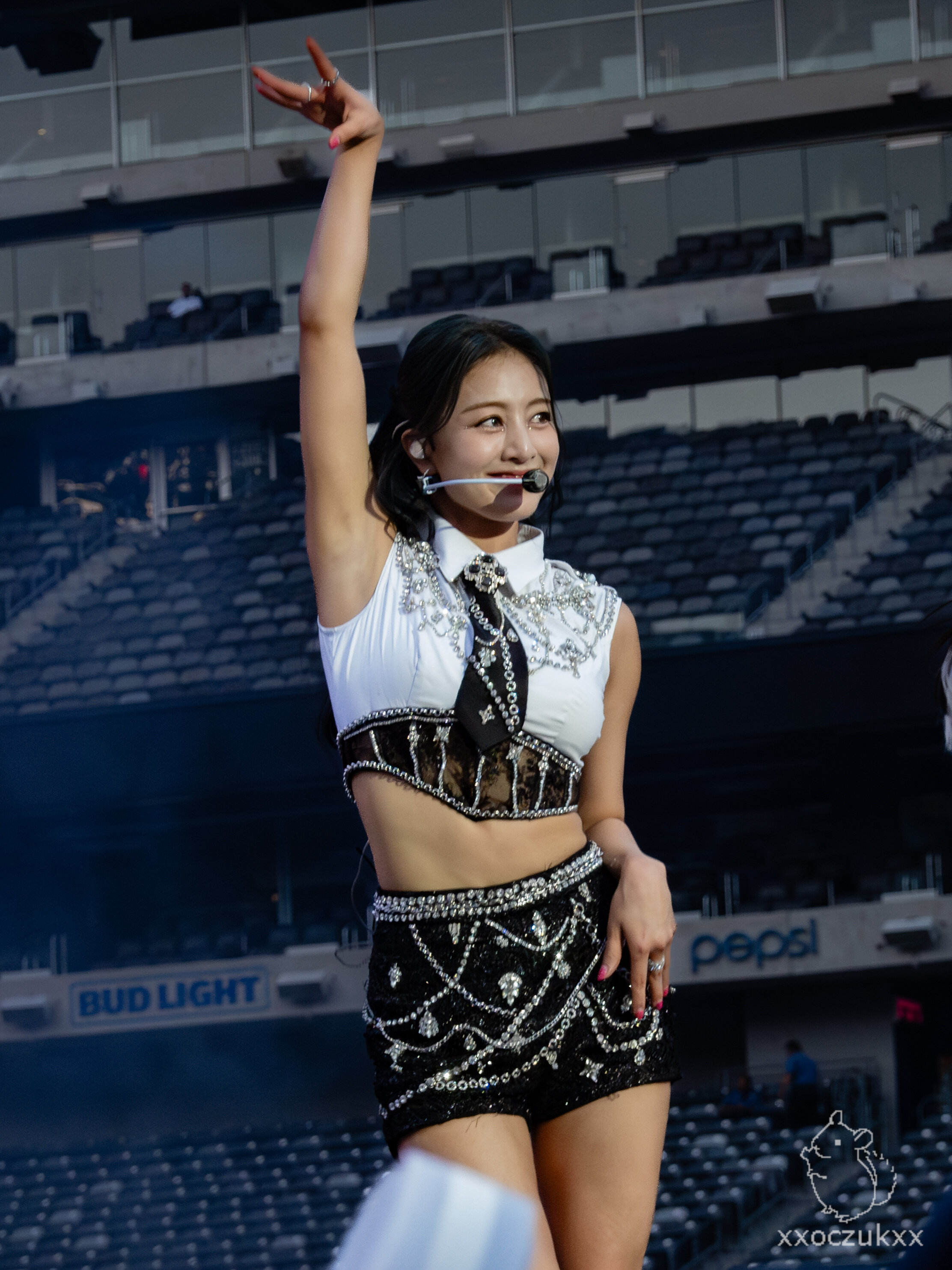 Jihyo — 230706 TWICE Jihyo - 'READY TO BE' World Tour in New York