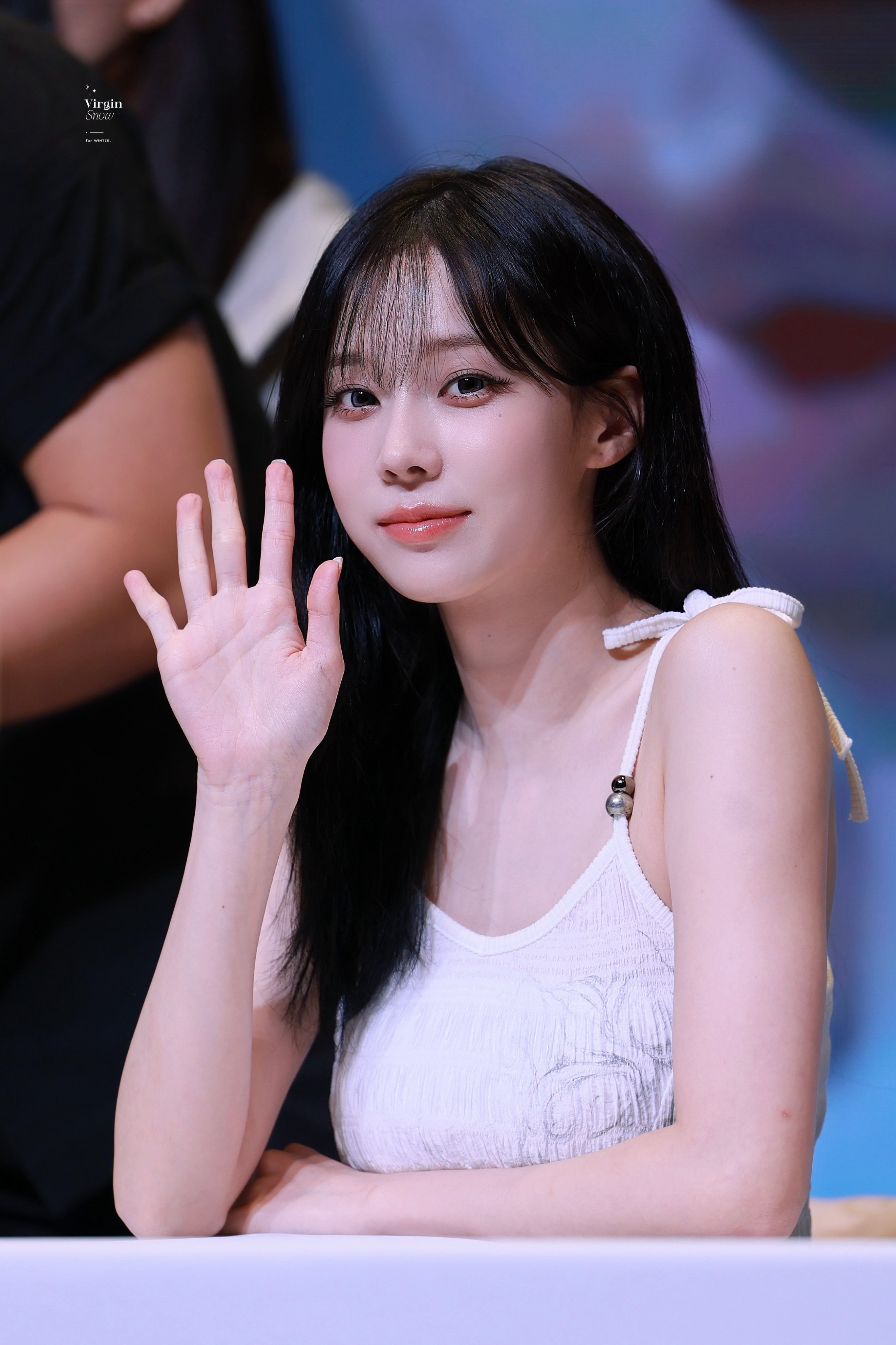Winter — 250710 aespa WINTER at Everline Offline Fansign Event HQ