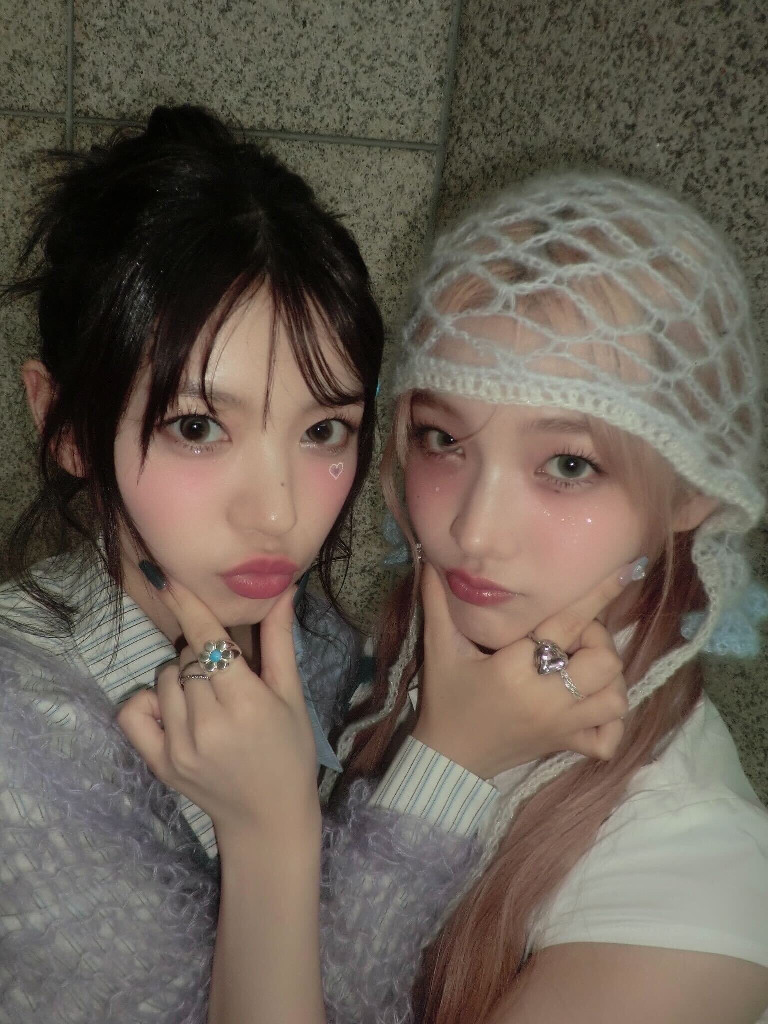 Iroha — 241103 - ILLIT Members Twitter Update with MOKA n IROHA HQ