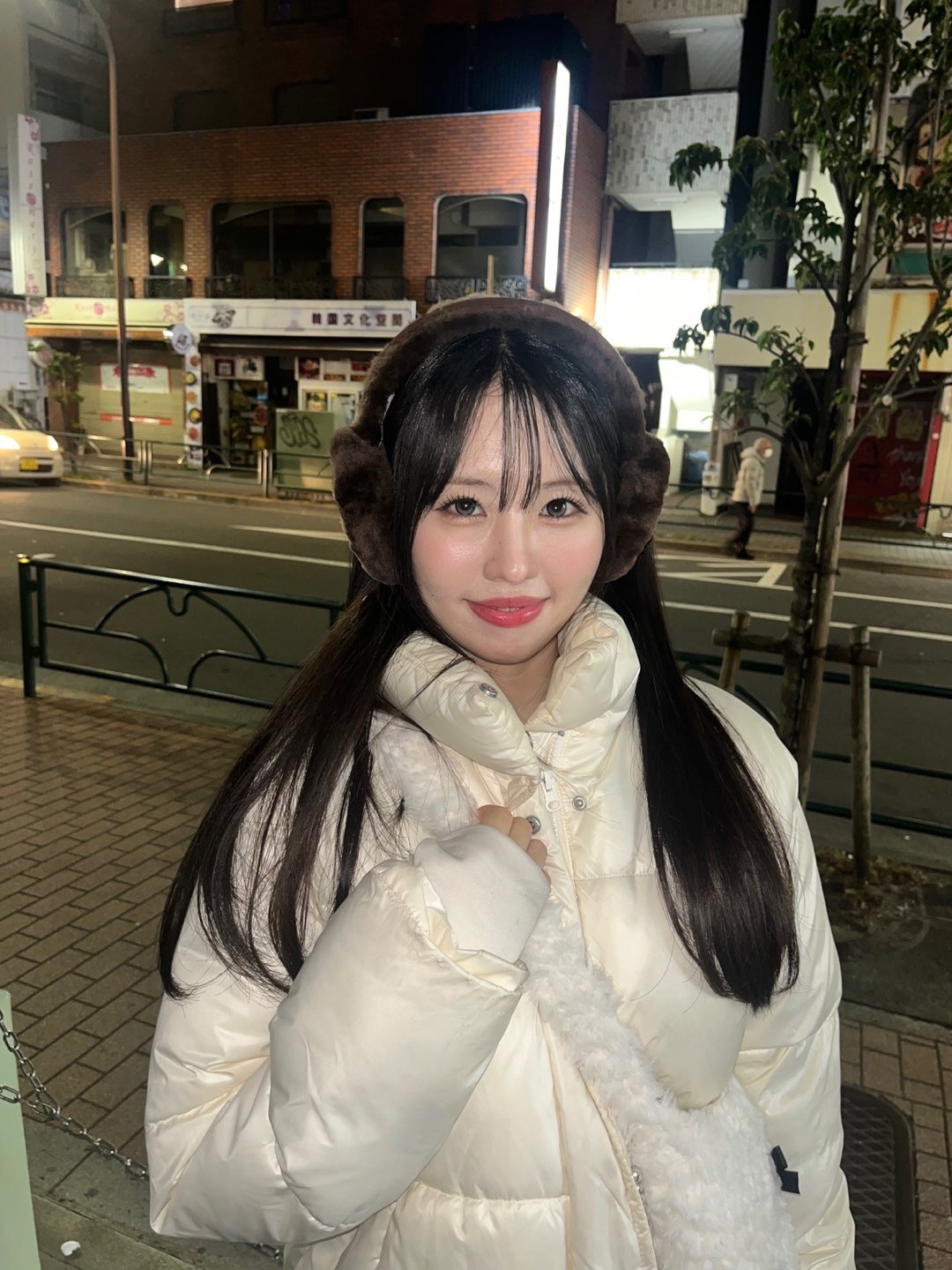 Hana — 250120 - ILY:1 Twitter Update with HANA HQ Photos | kpopping