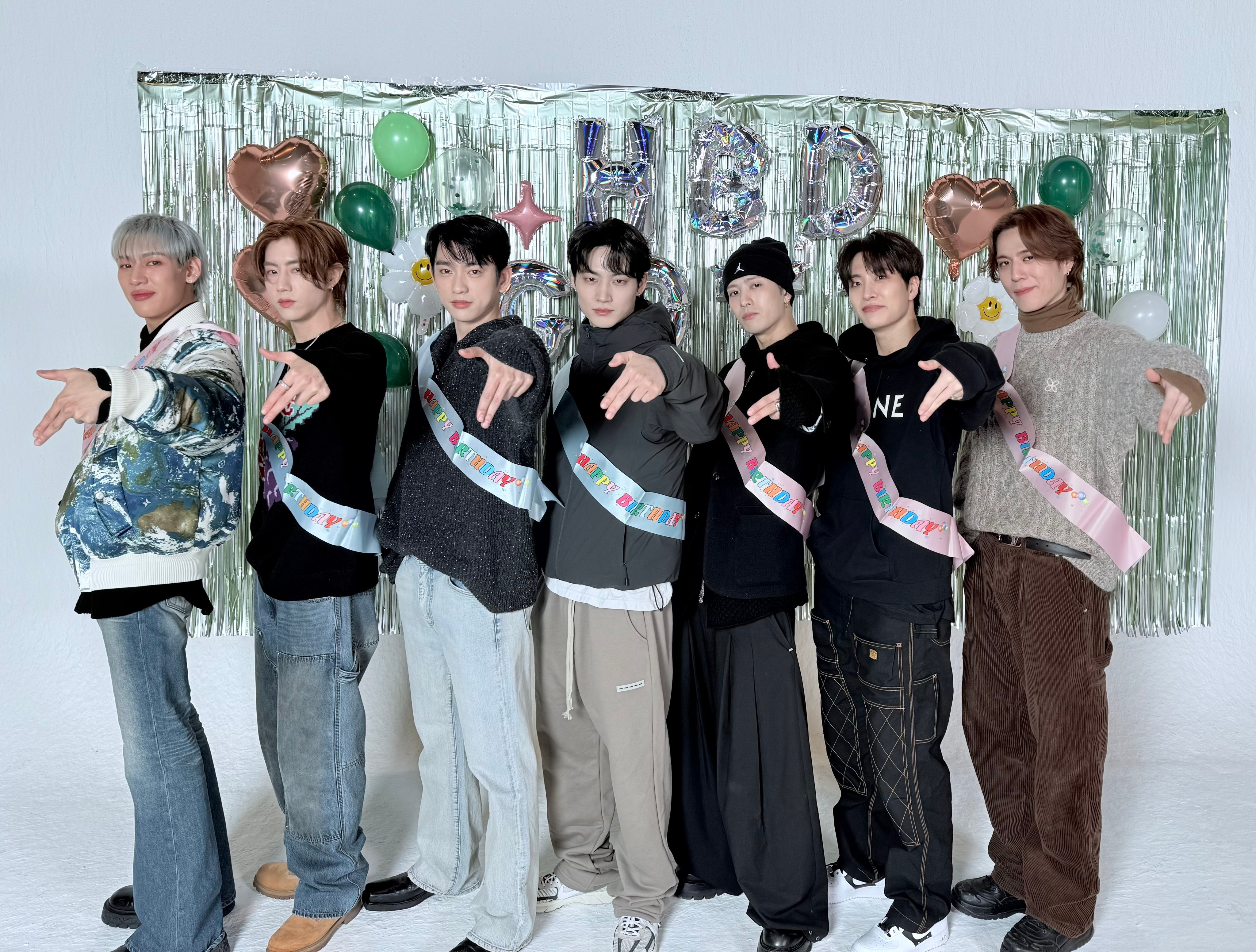 GOT7 — 250116 1THEK Twitter Update - GOT7 HQ Photos | kpopping
