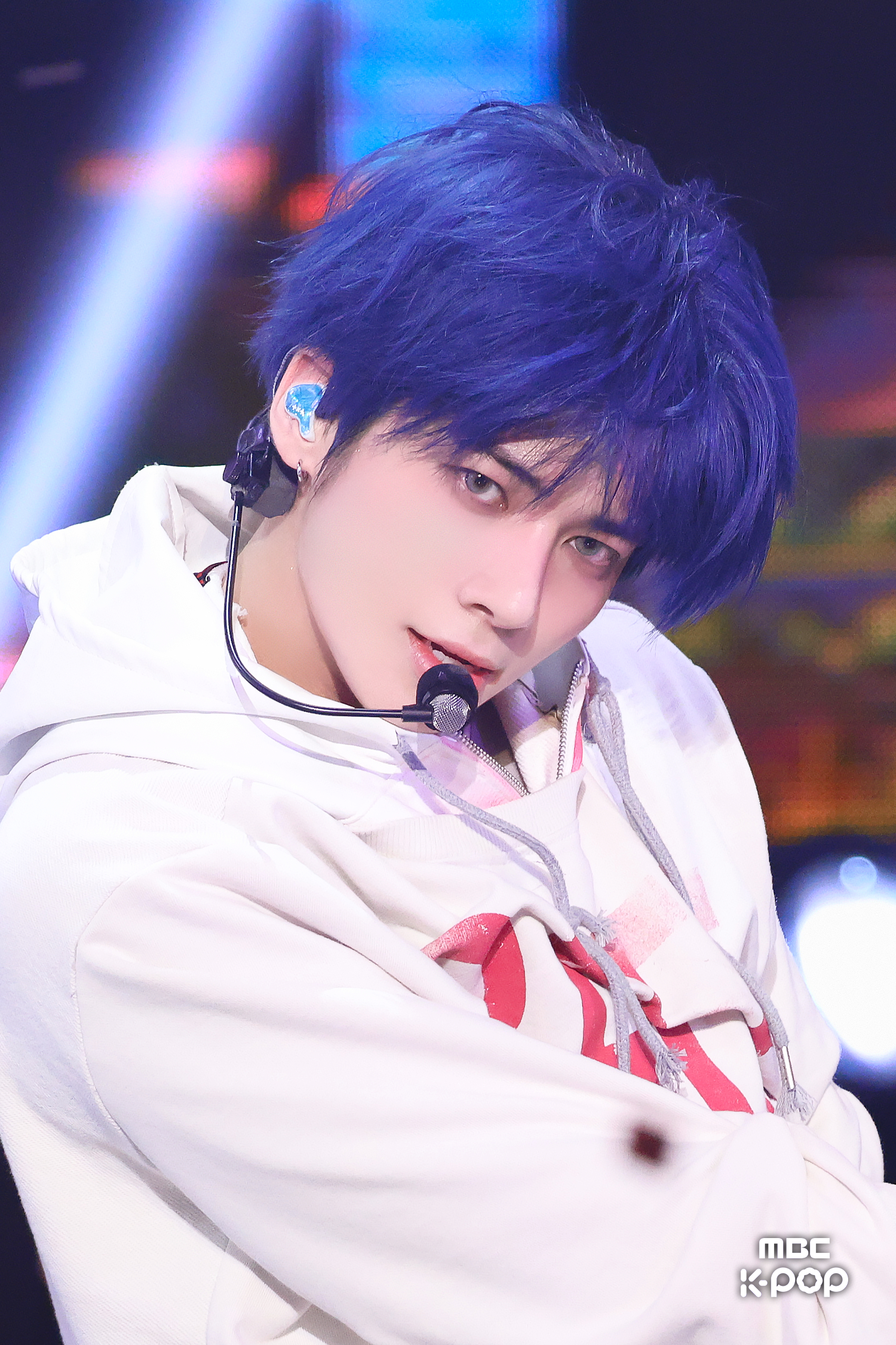 Taehyun — 250802 TAEHYUN - 'Beautiful Strangers' at Music Core HQ